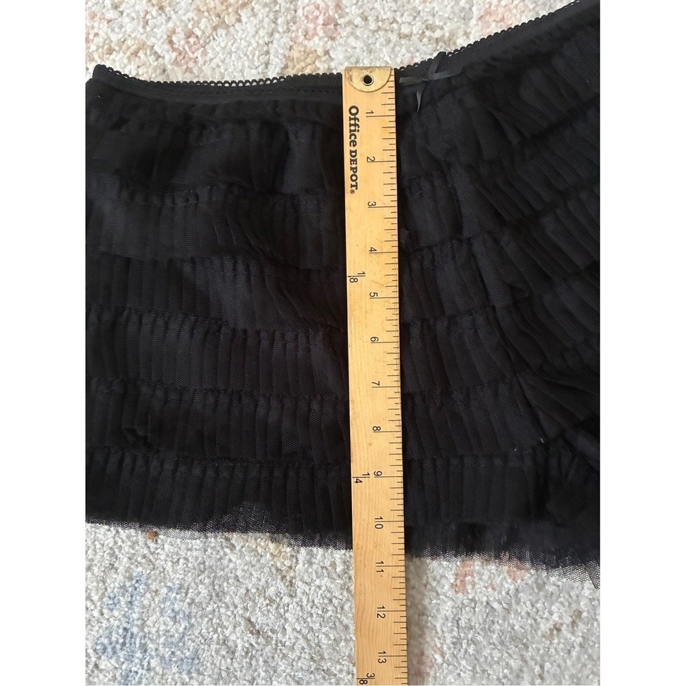 Micro length Coquette Bloomer shorts by Kimchi Blue-Size L - Picture 4 of 5